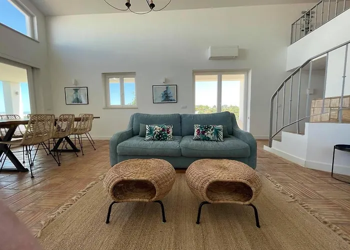 Luxury Villa, Ocean View, Private Heated Pool Villa Ferragudo